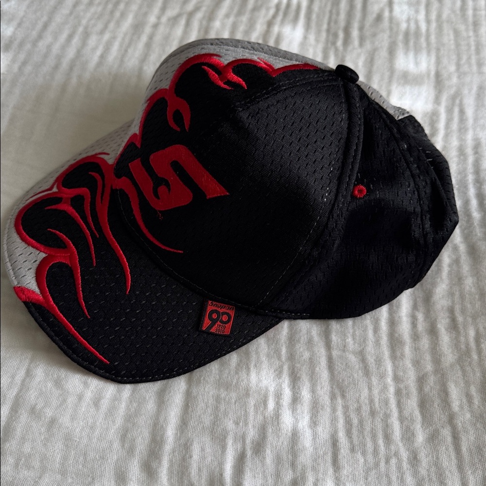 Snap On 90th anniversary flame hat - Picture 3 of 6